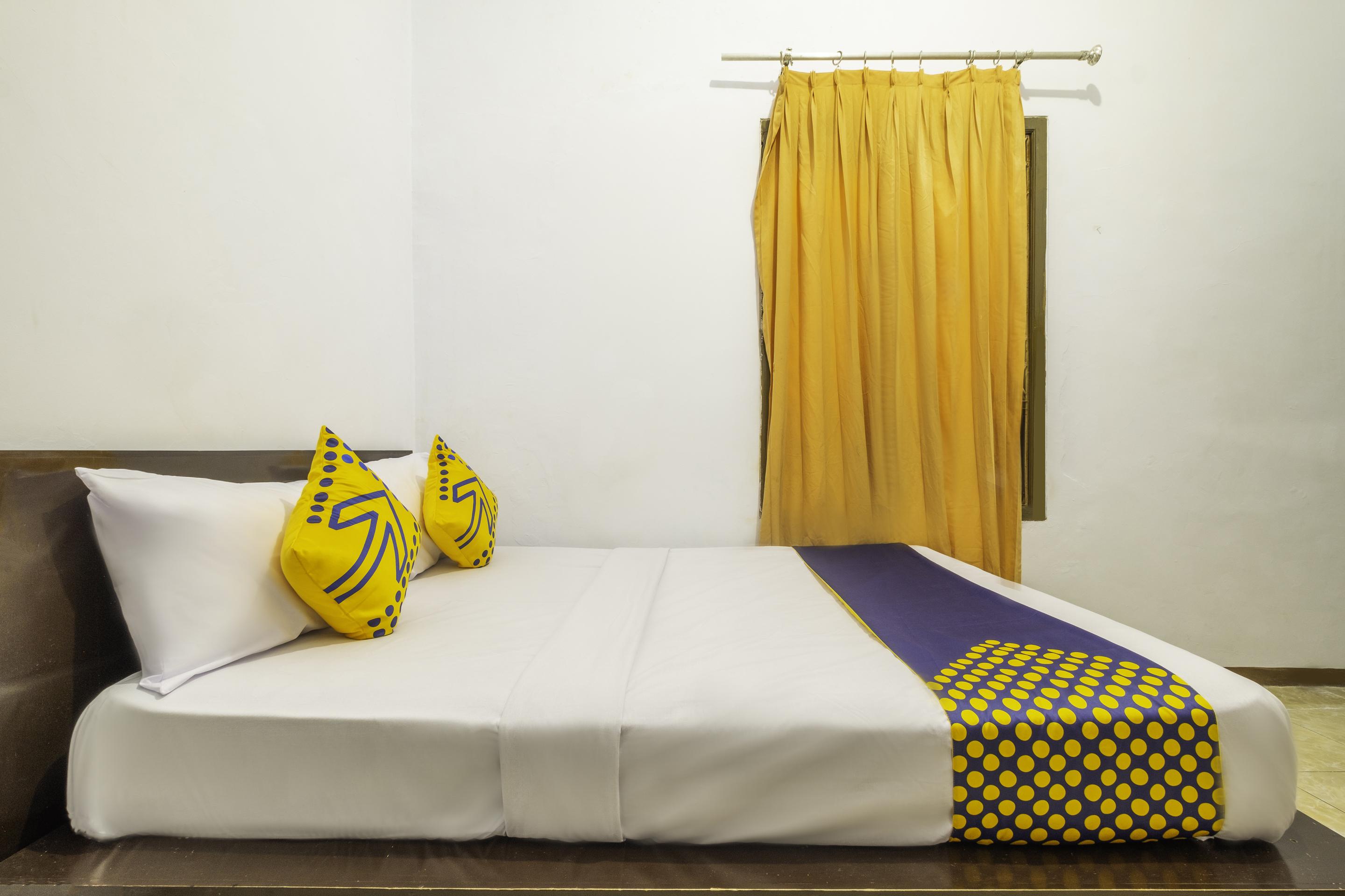 Spot On 2395 Hotel Aden 2 Syariah Тасикмалая Екстериор снимка