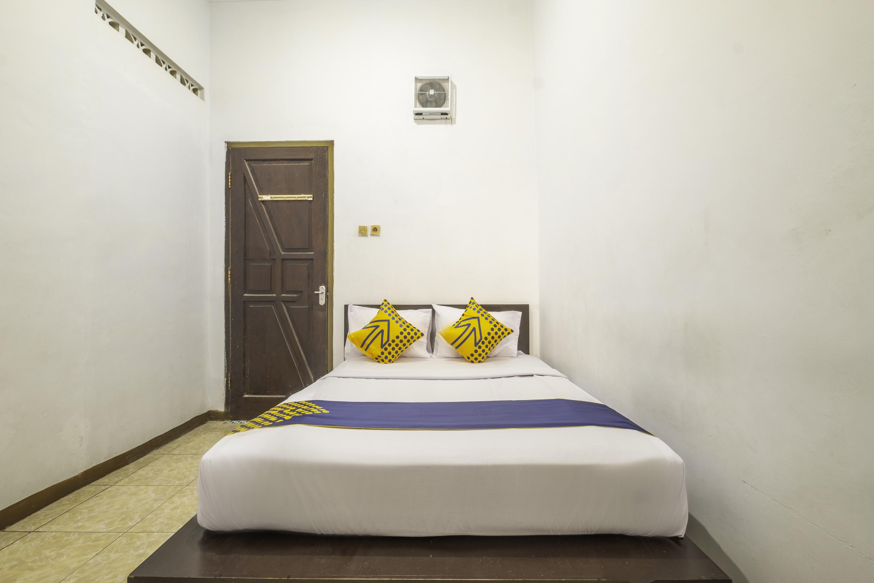 Spot On 2395 Hotel Aden 2 Syariah Тасикмалая Екстериор снимка