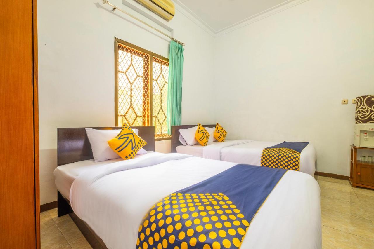 Spot On 2395 Hotel Aden 2 Syariah Тасикмалая Екстериор снимка