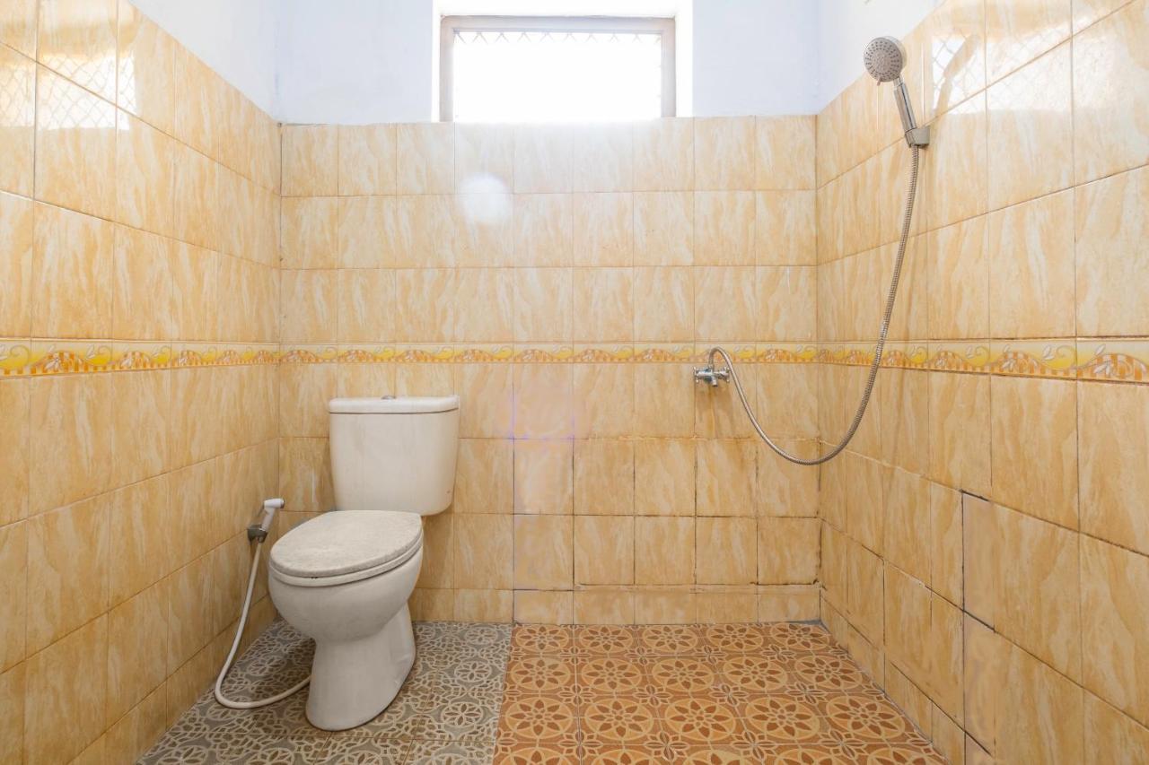 Spot On 2395 Hotel Aden 2 Syariah Тасикмалая Екстериор снимка